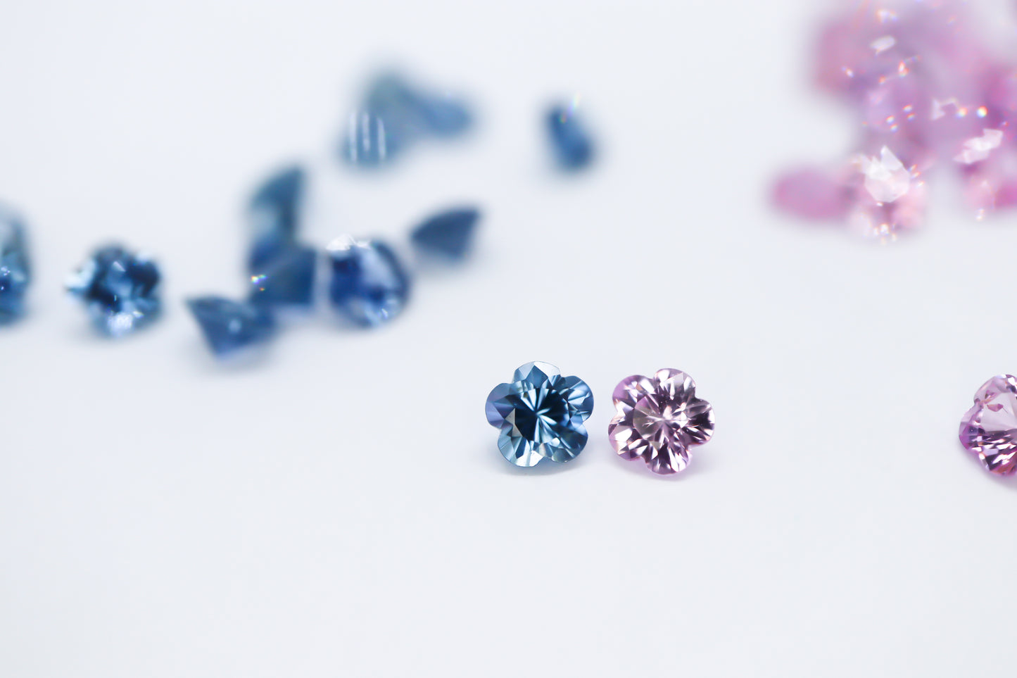 Anello Zaffiro Fiore